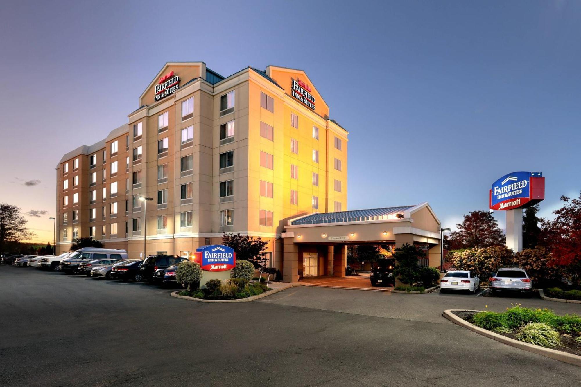 Fairfield Inn & Suites Woodbridge Avenel Eksteriør billede
