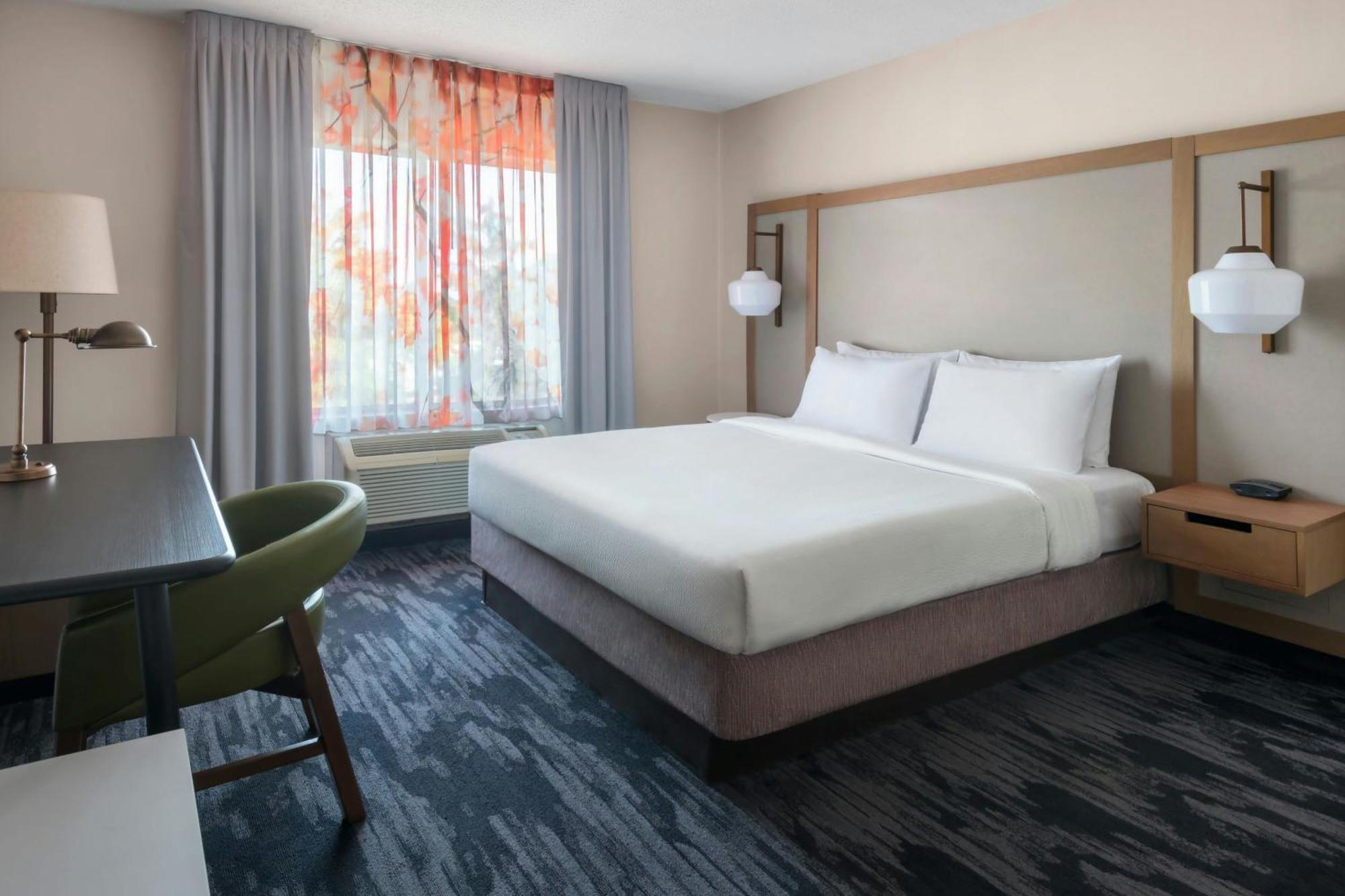 Fairfield Inn & Suites Woodbridge Avenel Eksteriør billede